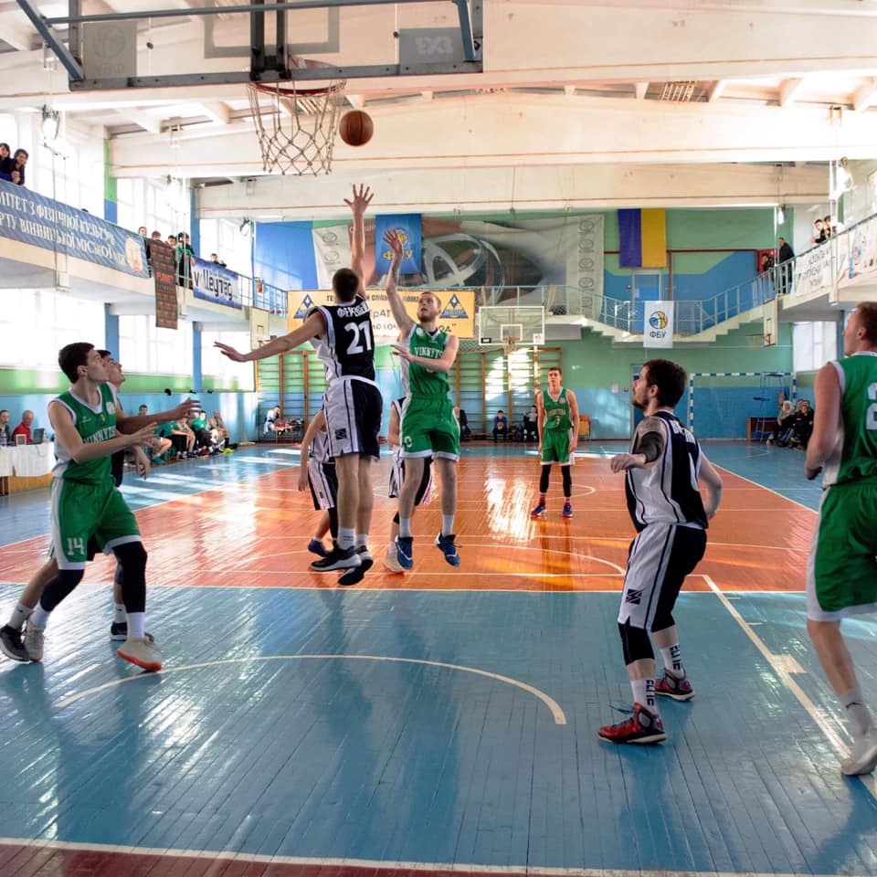 Вінницькі баскетболісти закріпилися на першому місці Чемпіонату України