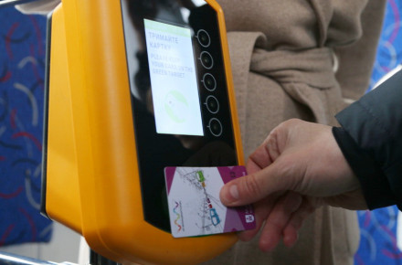 У березні у вінницьких маршрутках запрацюють валідатори для безготівкової оплати проїзду