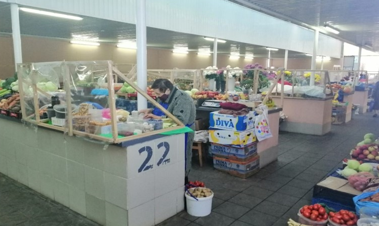 У Вінниці перевіряють на дотримання карантинних норм ринки та торгові центри