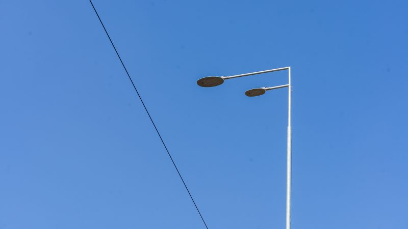 В одному з районів Вінниці облаштовують нове освітлення