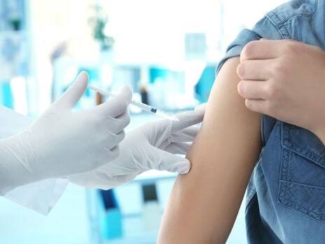 Двома дозами антиковідних вакцин імунізувались понад 24% вінничан