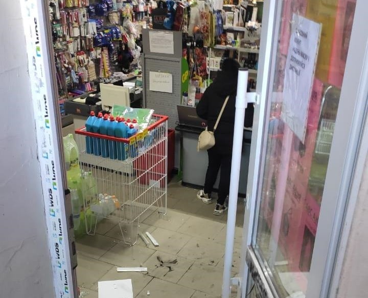 Поліція розшукала зловмисника, який викрав понад 100 000 гривень з місцевого магазину