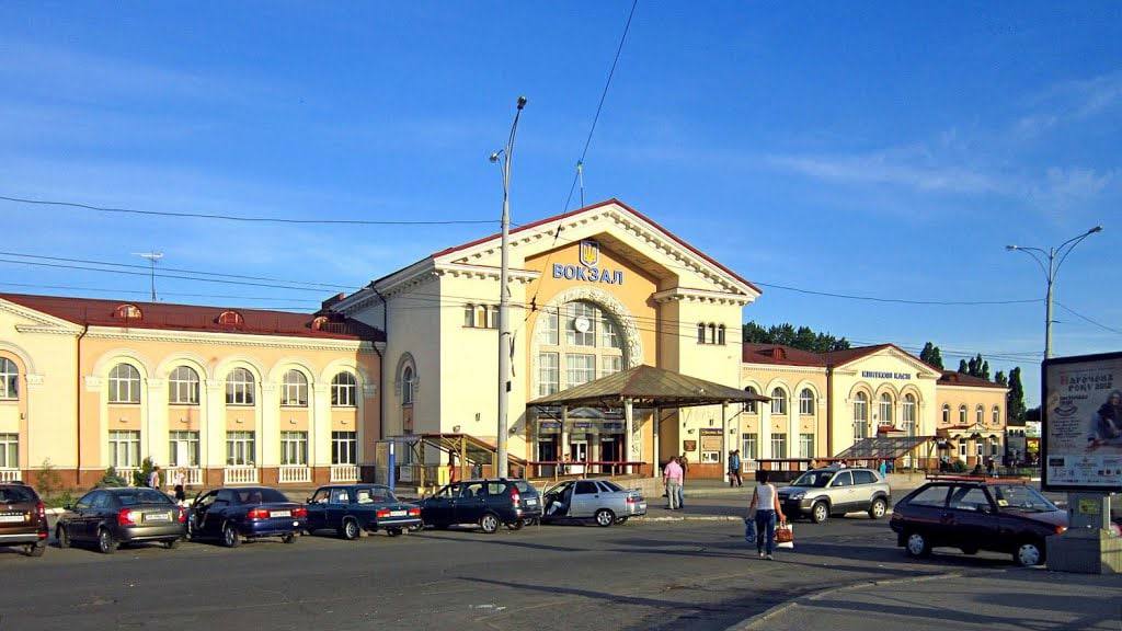 «Укрзалізниця» розгортає на вокзалах України пункти вакцинації та експрес-тестування на COVID-19. Зокрема, і у Вінниці