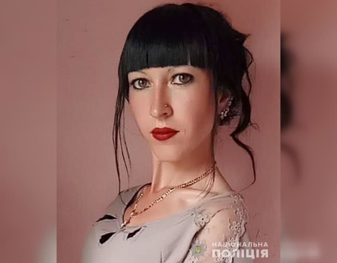 Поліція оголосила винагороду 100 000 гривень за інформацію, що допоможе встановити особу, причетну до вчинення вбивства жінки у смт Крижопіль