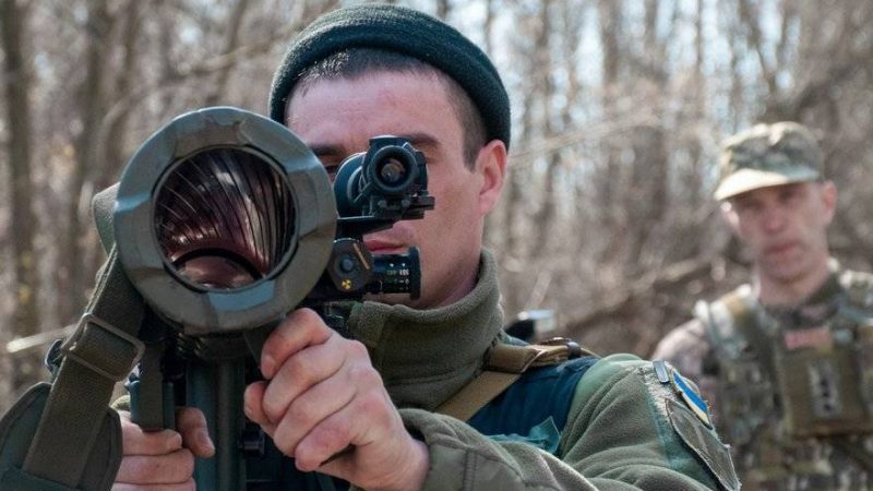 США схвалили передачу Україні реактивних систем залпового вогню