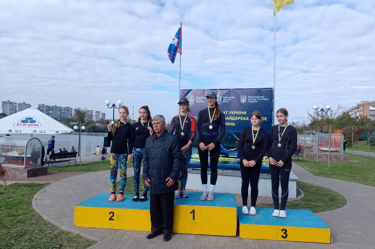 Вінницькі спортсменки за підсумками Чемпіонату України серед спортсменів з веслування на байдарках і каное здобули дві медалі