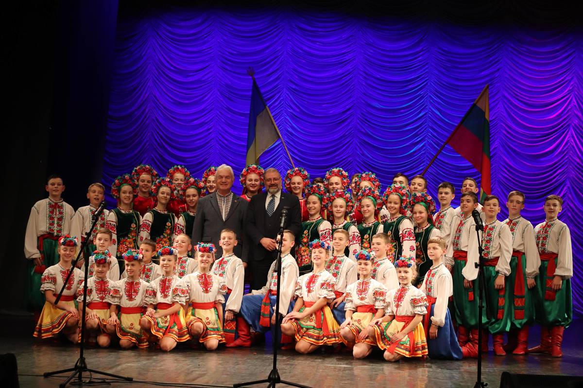 Днями великий сольний концерт «Барвінка» відбувся у Литві у міському палаці культури міста Паневежис, яке є містом-побратимом Вінниці