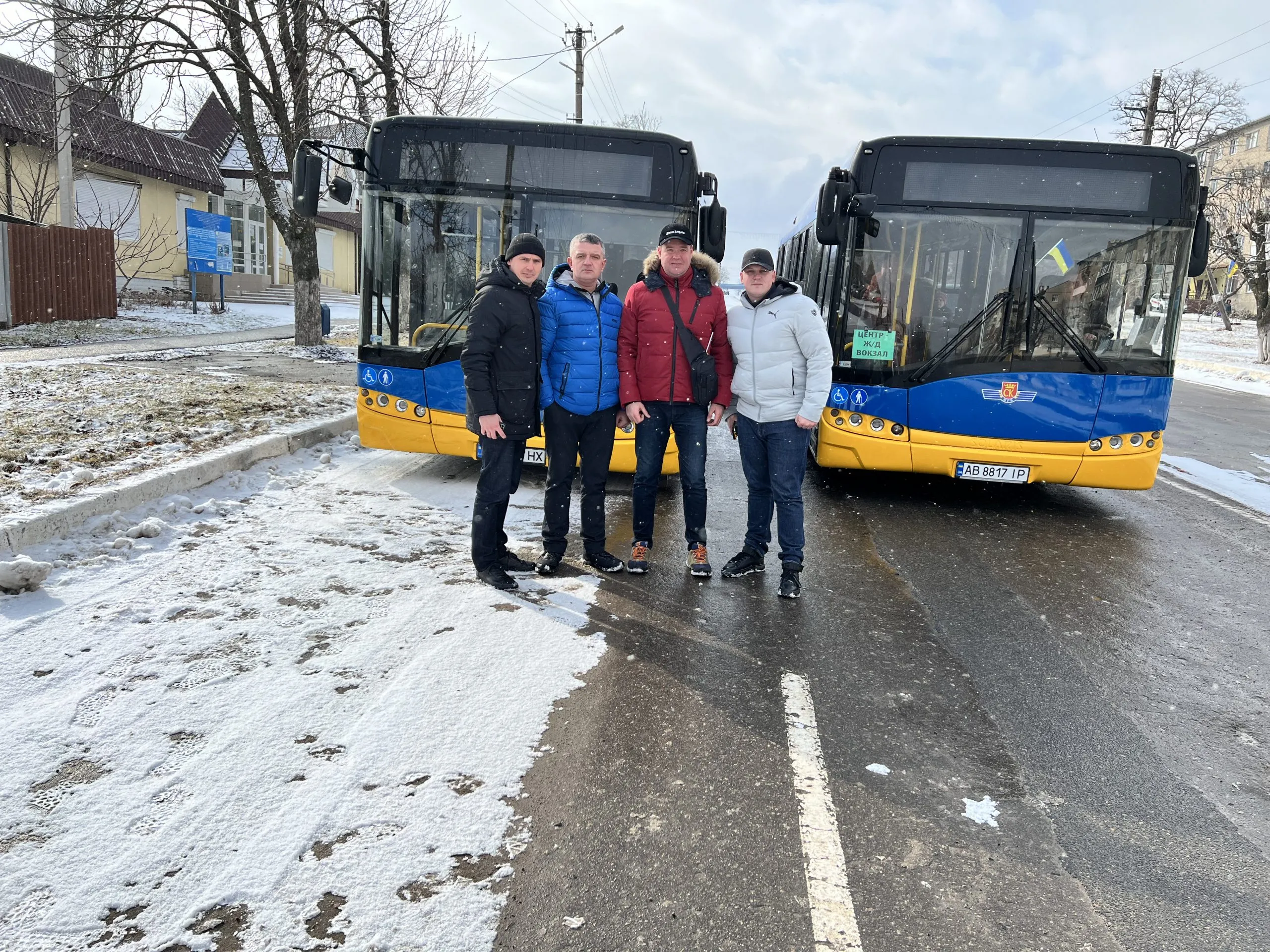 Деокупована Балаклія отримала вже другий автобус від Вінниці