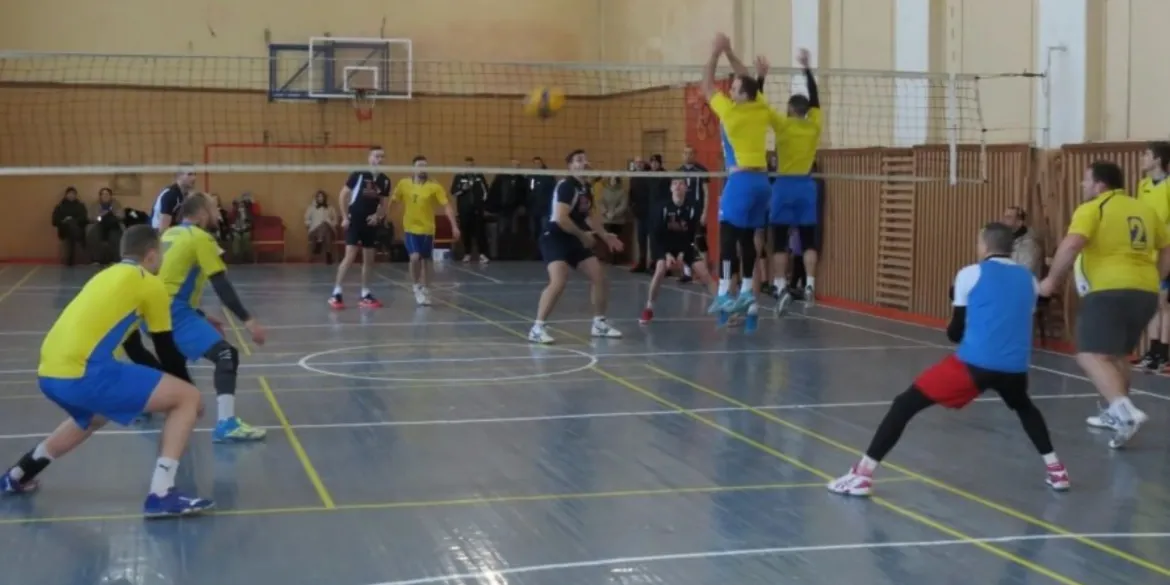 У Вінниці стартував чемпіонат міста з волейболу