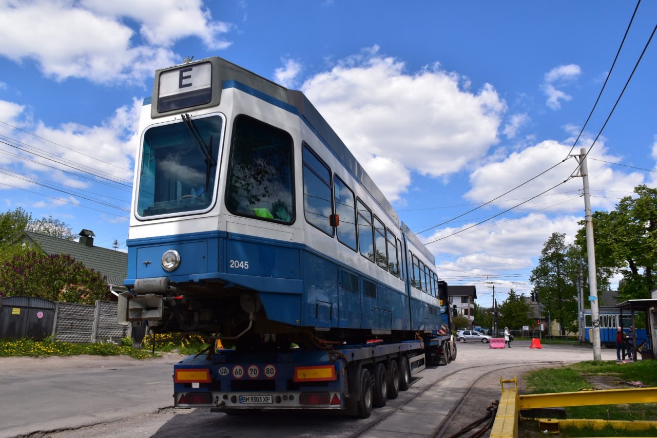 Вже 16 швейцарських вагонів “Tram2000” прибули до Вінниці