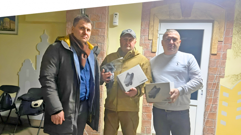 Скиди та два квадрокоптери передала бійцям на Донеччину Вінницька громада