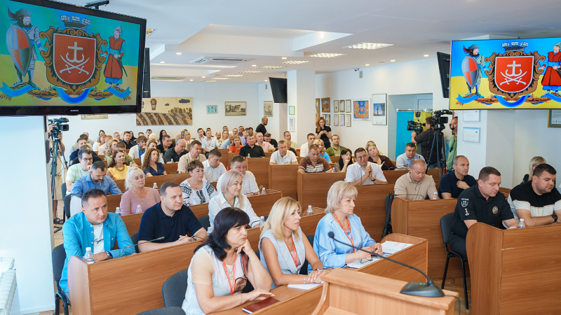 На засіданні сесії виділили додаткові кошти для підтримки сімей полеглих Захисників в яких діти йдуть до 1-го класу: деталі