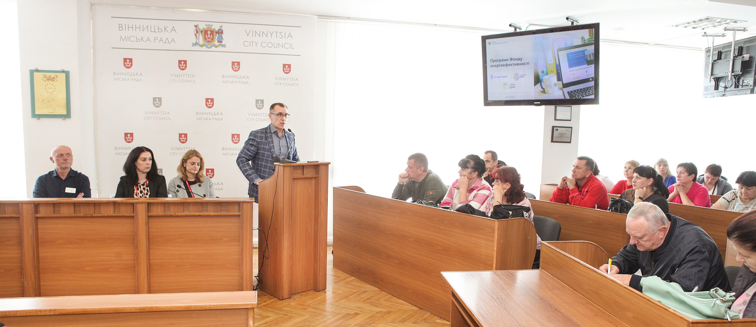 Вінницькі ОСББ отримають компенсацію на сонячні електростанції: деталі програм