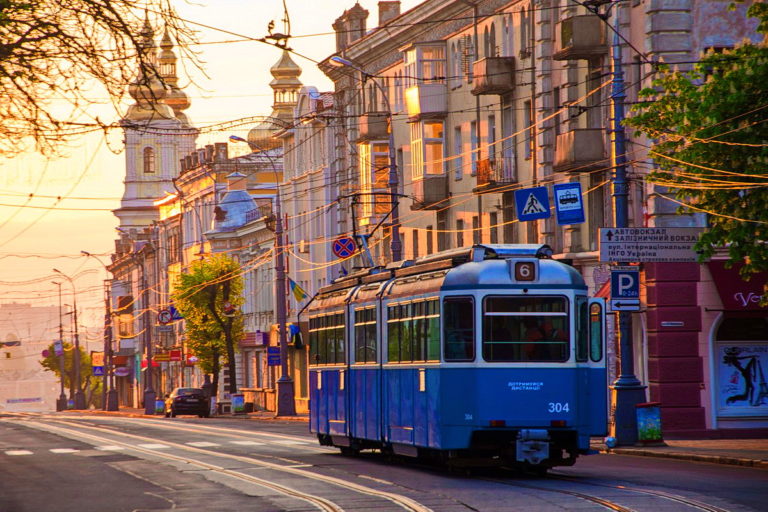 Інвестиції у відновлення: Вінницька громада отримала новий план розвитку