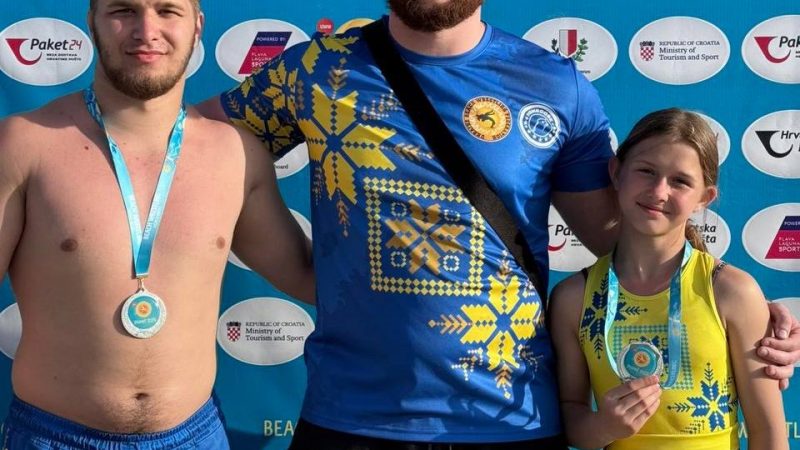Вихованці МДЮСШ № 5 з Вінниці вибороли медалі на чемпіонаті Європи з пляжної боротьби