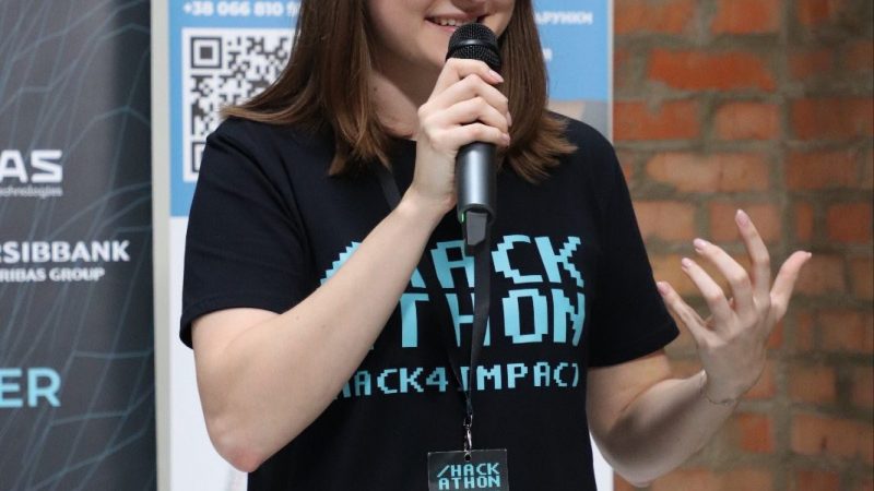 Студенти-хакатонери представили ідеї для розвитку туризму у Вінниці