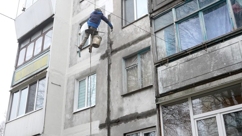У 2025 році проведено ремонт міжпанельних швів у шести багатоповерхівках міста