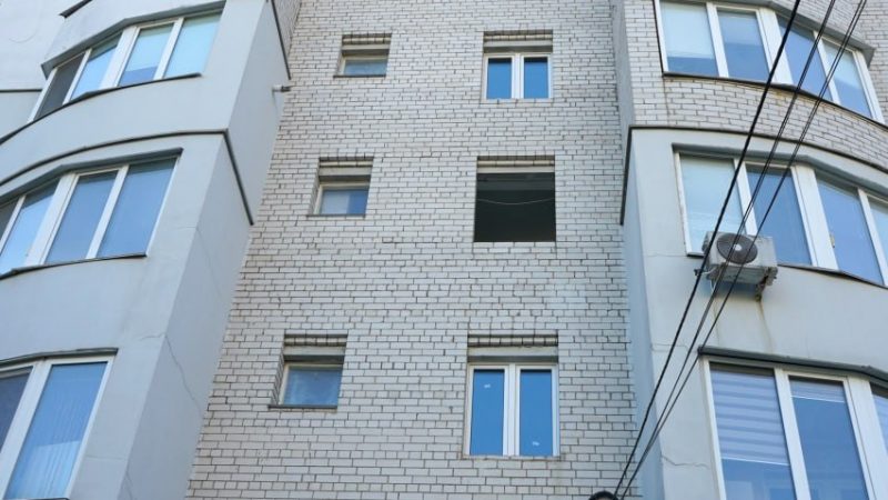 У Вінниці в двох багатоповерхових будинках оновили вікна