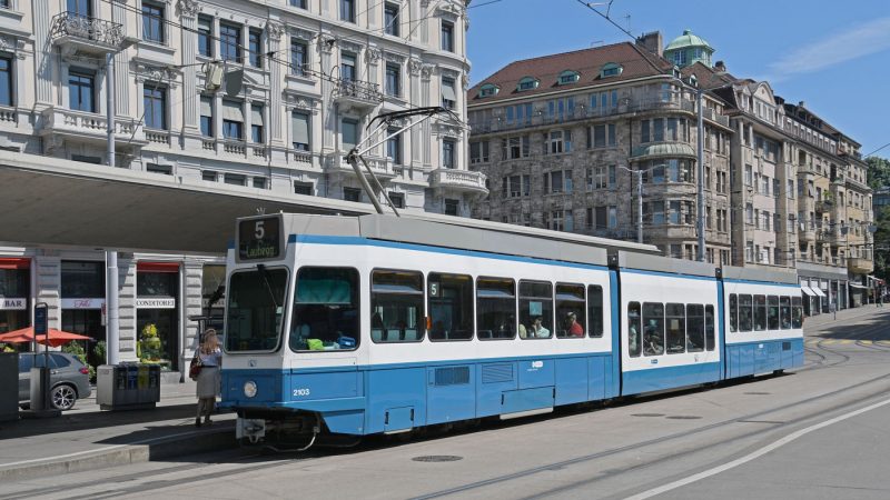 Безбар’єрний транспорт у Вінниці: місто отримає ще 23 трамваї Tram 2000