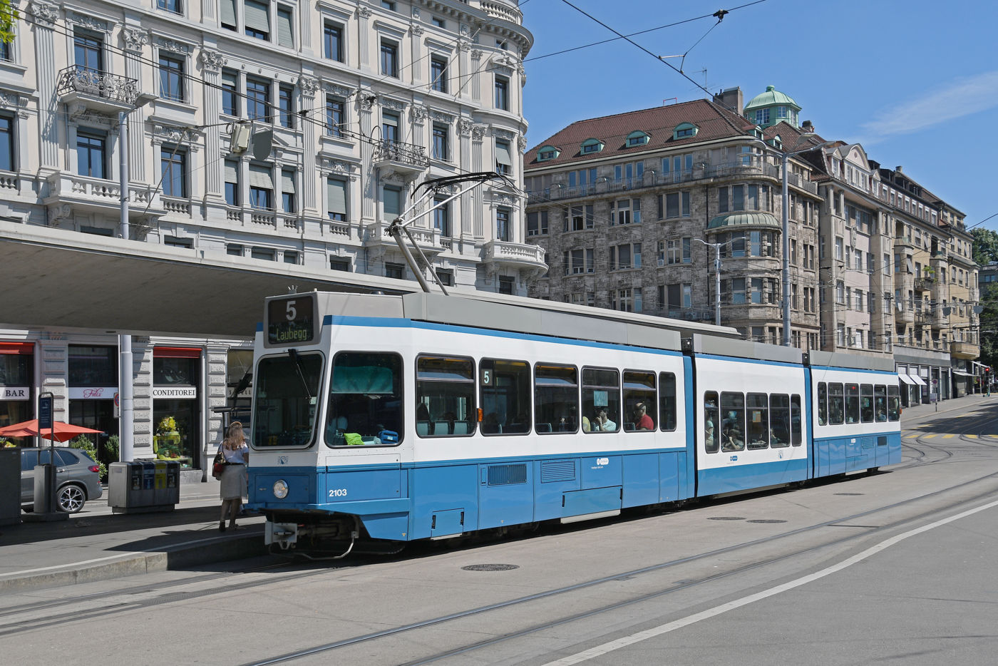 Безбар’єрний транспорт у Вінниці: місто отримає ще 23 трамваї Tram 2000