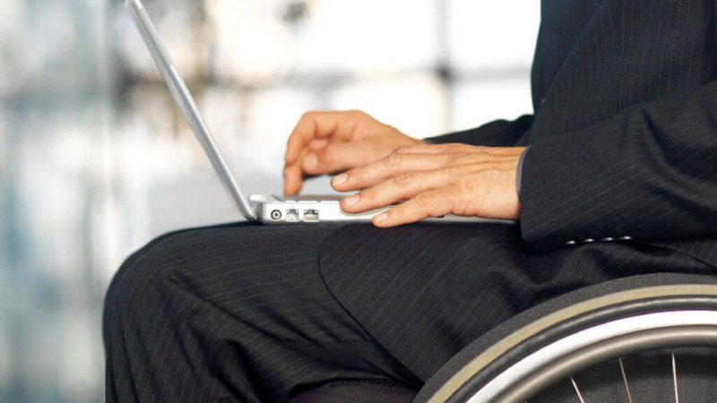 У Вінницькій області  більше 700 людей з інвалідністю знайшли собі роботу
