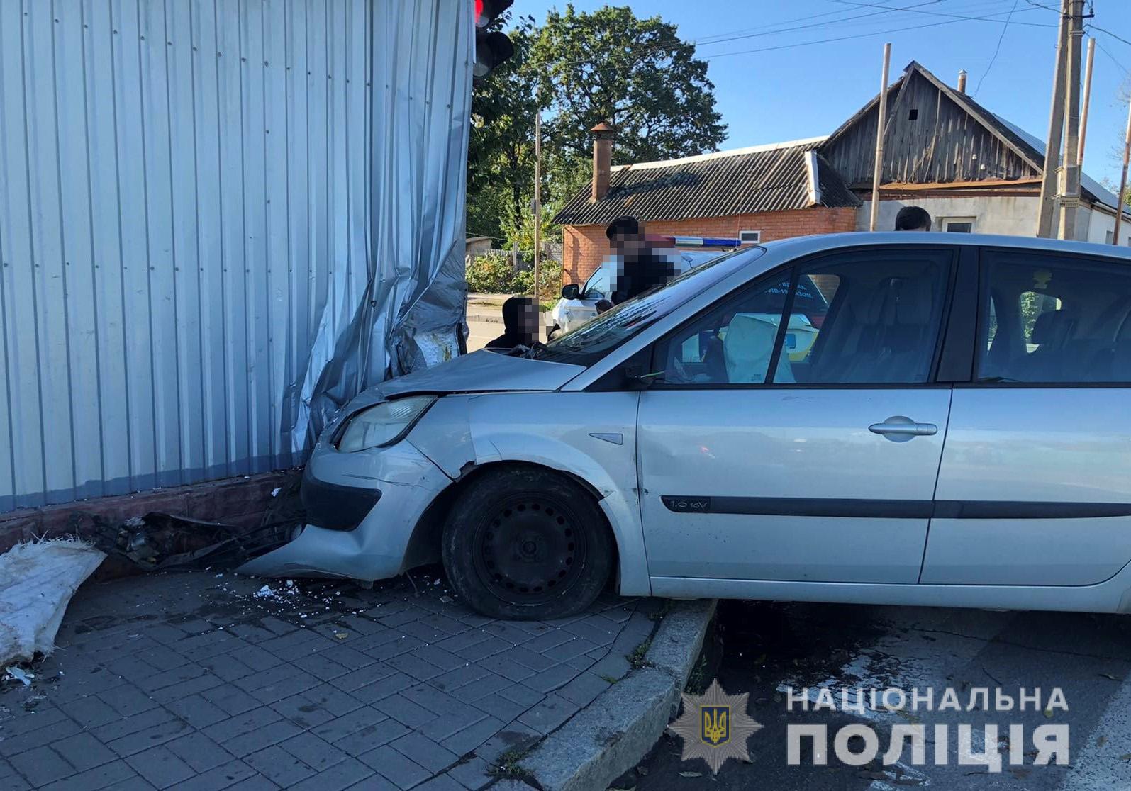 У Вінниці через зіткнення двох автомобілей постраждав пішохід