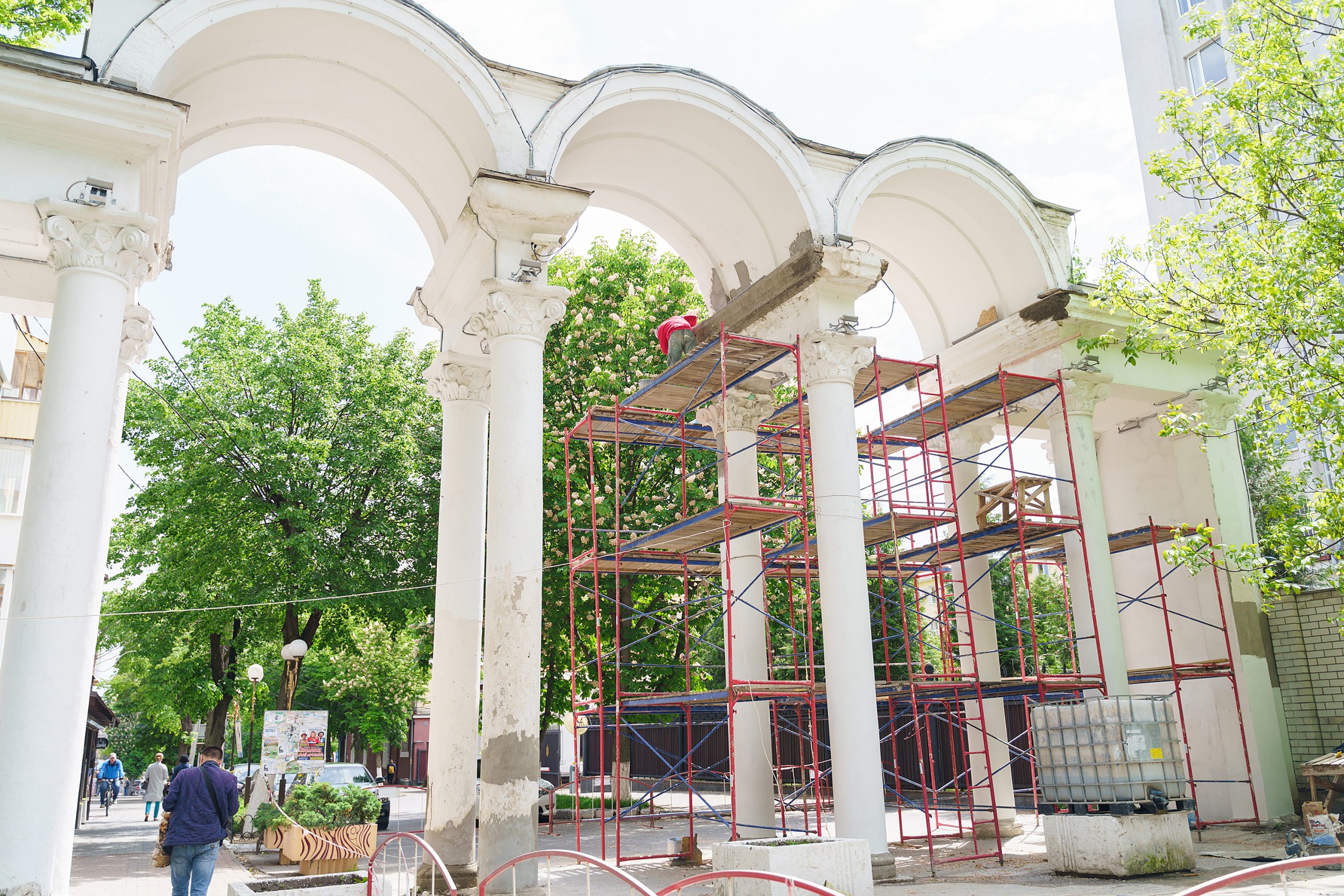 У Вінниці ремонтують один з входів до Центрального парку