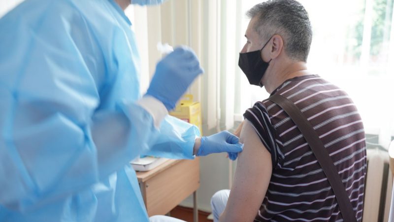 У суботу у Вінниці від коронавірусу щепили майже тисячу громадян