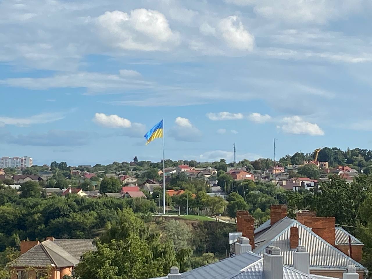Над Вінницею знову замайорів прапор України