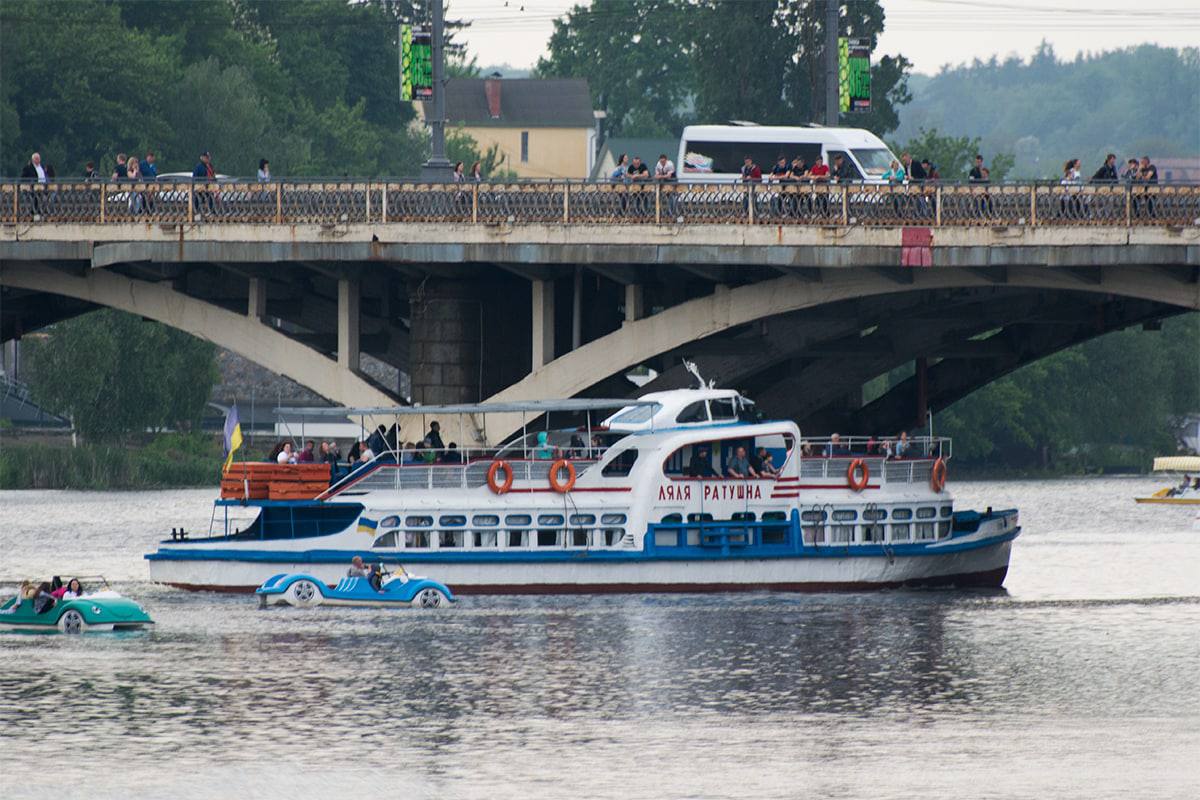 У Вінниці депутати підтримали пілотний проект про створення річкового пасажирського судна з електродвигуном