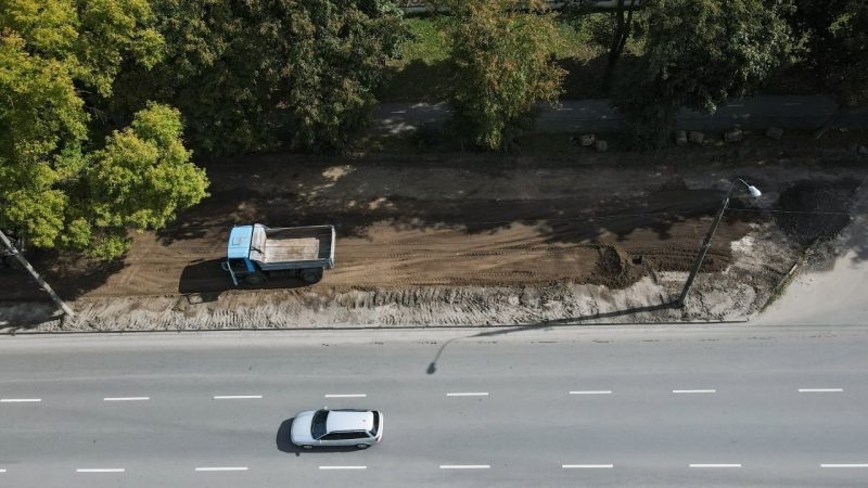 У Вінниці на Київській будують паркувальний майданчик