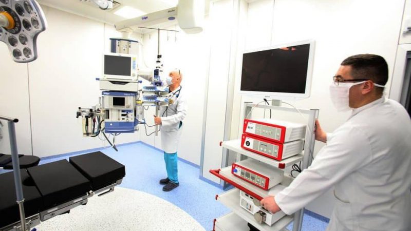 У новому корпусі Вінницької лікарні швидкої медичної допомоги відбулось перше ургентне оперативне втручання
