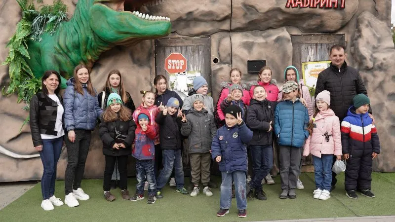 Для дітей-переселенців провели екскурсію у Вінницькому зоопарку