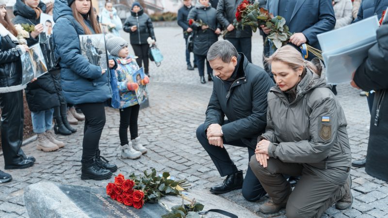 У Вінниці віддали шану Героям, які поклали своє життя за Україну