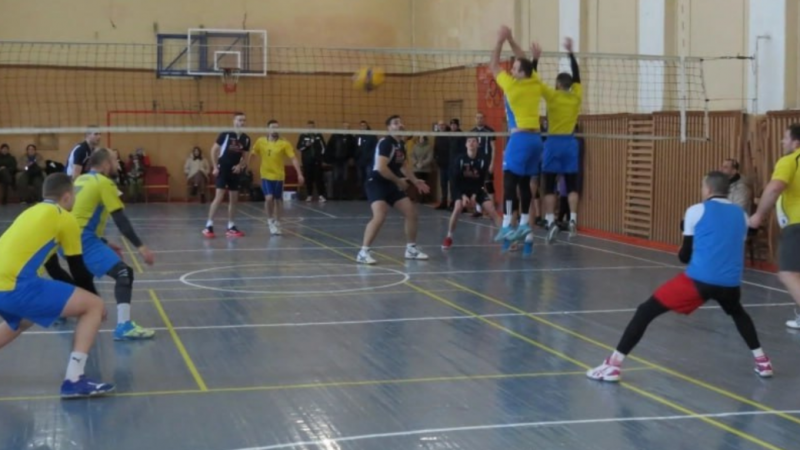 У Вінниці стартував чемпіонат міста з волейболу