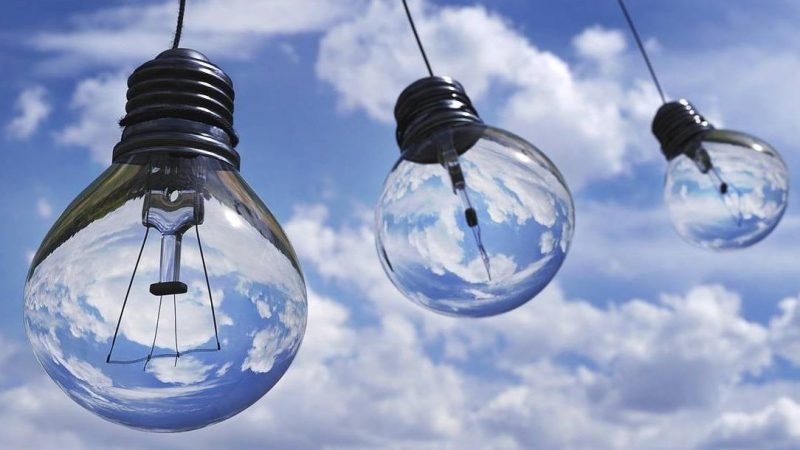 Вінничан закликають економно використовувати електроенергію