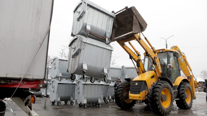 50 контейнерів для збору сміття: Вінниця відправила першу партію допомоги для деокупованого Херсона