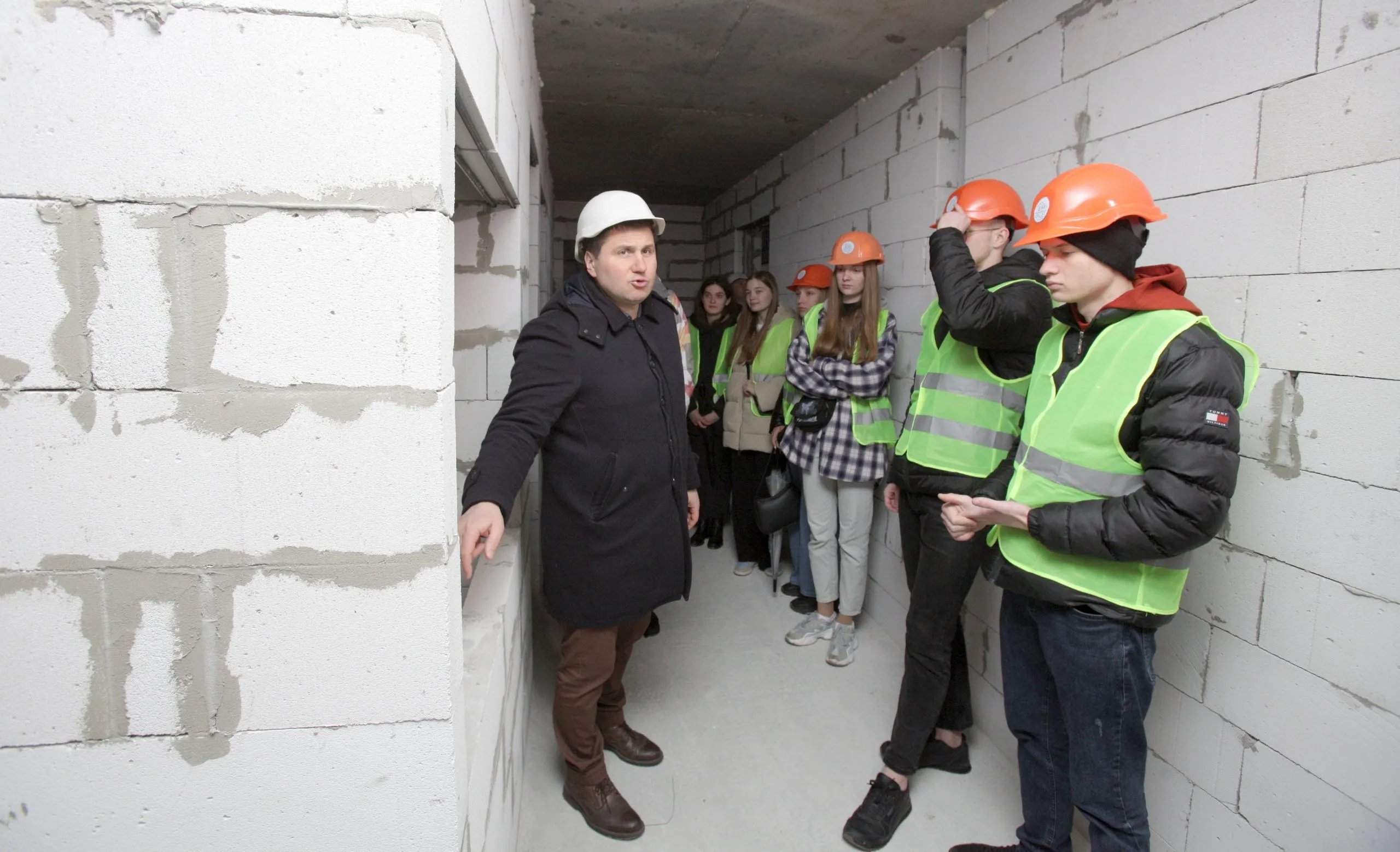 Темпи будівництва, що вражають: у Вінниці на Вишеньці  зводять муніципальний будинок