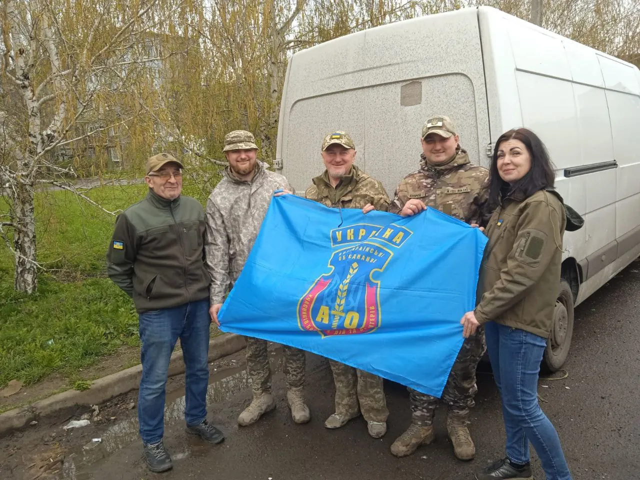 Тисячі кілометрів на спідометрі, більше 200 тонн доставленої допомоги для військових і позивний Обнімашка – це все про Анну Заніздру