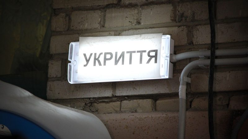 Вперше в Україні: у Вінниці запустили систему автоматичного відкриття укриттів