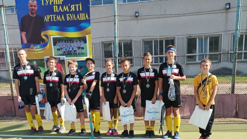 Юні вінничани привезли додому «срібло» із Всеукраїнського турніру з хокею на траві
