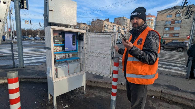 Нові безперебійники для світлофорів: захист від перепадів та онлайн-контроль стану