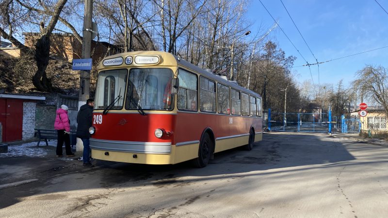 Пам’ятні моменти з тролейбусом ЗіУ-5: від промислового розвитку до ностальгії