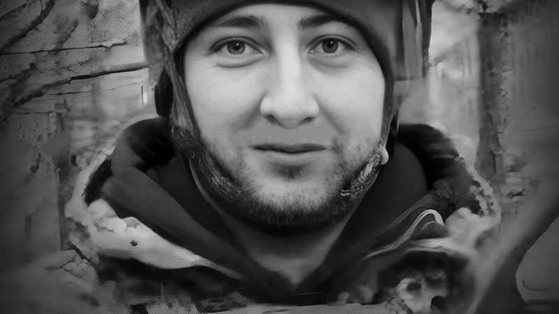 Вінниця знову у скорботі. Сьогодні наша громада проводжає в останню путь захисника України Миколу Горільчаного