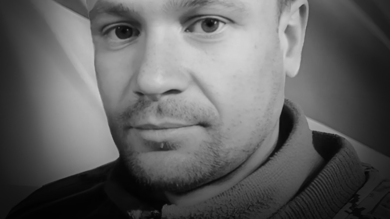 Сьогодні Вінниця проводжає в останню путь захисника України Юрія Воронюка