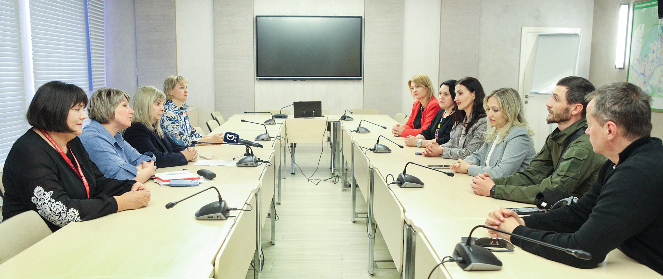 До Вінниці завітала делегація з Чернівців з метою ознайомлення з досвідом міста щодо ветеранської політики