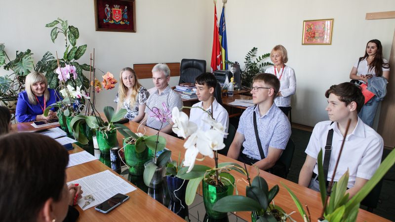 14-річного підлітка прийняли на виховання в прийомну родину