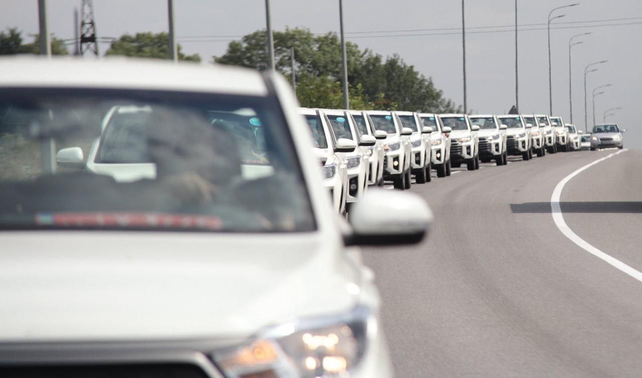 Ще 30 нових авто передає Міжрегіональний координаційний гуманітарний штаб військовим