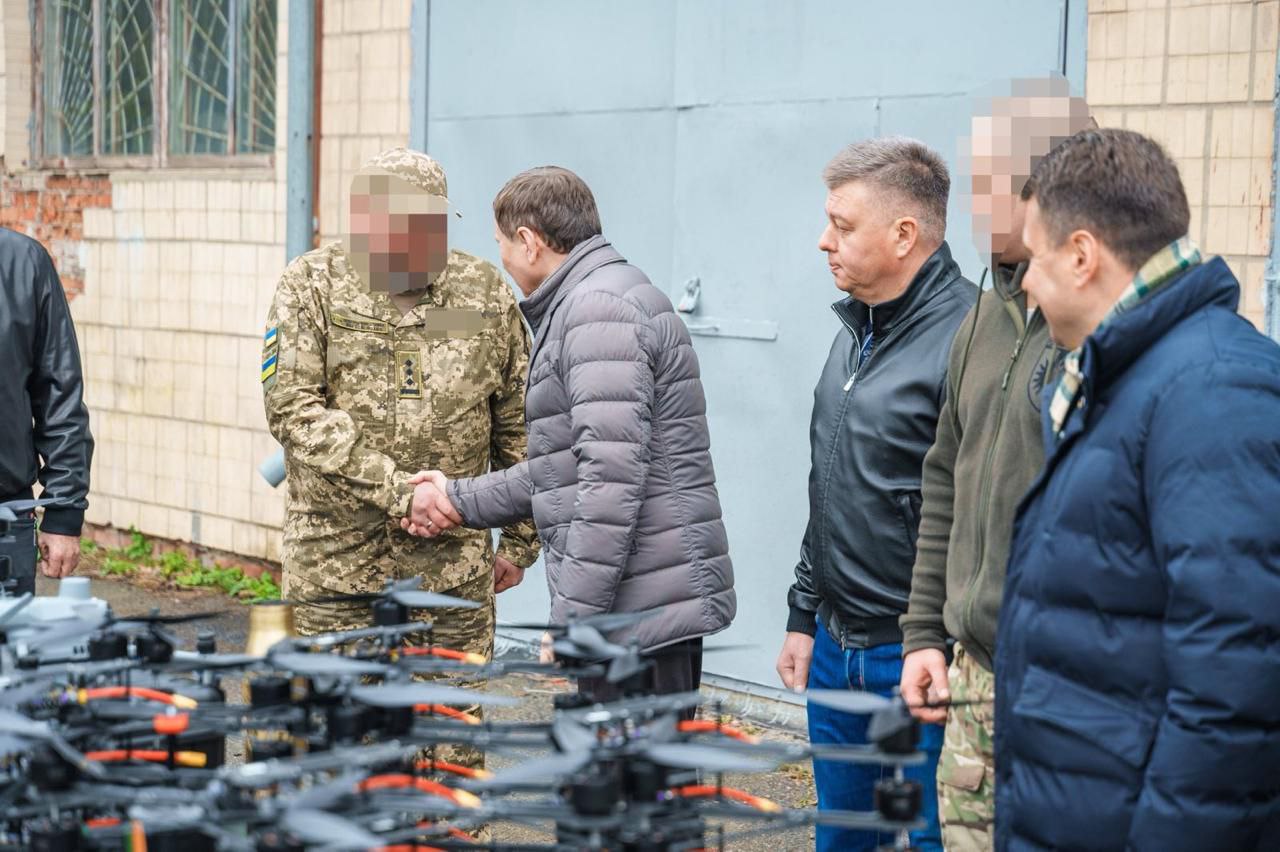 Міжрегіональний координаційний гуманітарний штаб передав 400 FPV-дронів і 5 Matrice 4T 3-му прикордонному загону та 22-й механізованій бригаді