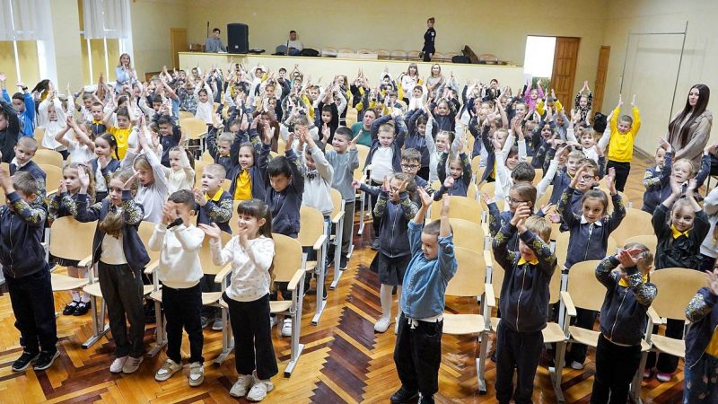 Міжрегіональний координаційний гуманітарний штаб розпочав акцію «Увага! Діти!», щоб посилити безпеку на дорогах під час відключень світла